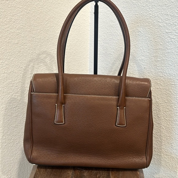 Authentic! Salvatore Ferragamo Gancini Women's Flap Tote Handbag Brown Leather - Picture 6 of 14